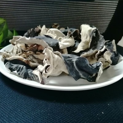 批发山东皮木耳 散装食用农产品干货中大皮耳肉厚无根 特产毛木耳图2