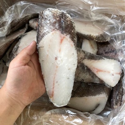 单冻鳕鱼片深海鱼大块带皮干冰净重5.8斤件 成都冻品海鲜批发
