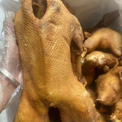 厂家一手货源全熟鲜卤鹅批发3斤左右全熟即食卤菜店餐饮食材批发图4