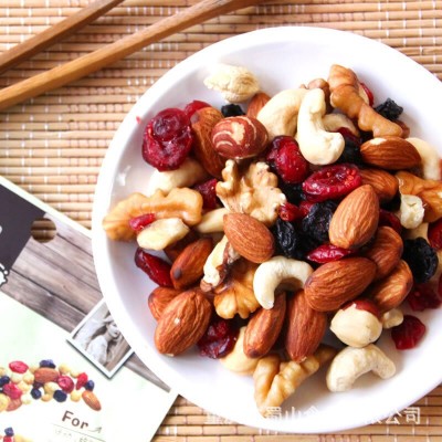 沃隆每日坚果25g*30包 独立小包装 混合果仁夏威夷果小包装零食图2