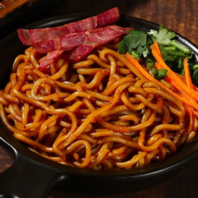 一町乌冬面整箱批发30包送香辣牛肉酱港式速食干拌面带xo海鲜酱图5