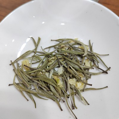 峨眉山七里春高山绿茶花茶竹漂浓香型（250g*2）图2