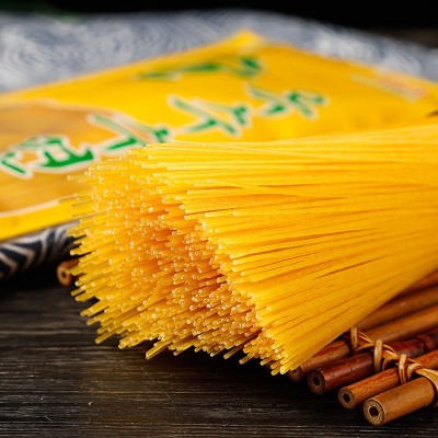 玉米面条厂家批发挂面细面杂粮粗粮代餐饱腹农产品早餐方便食品图4