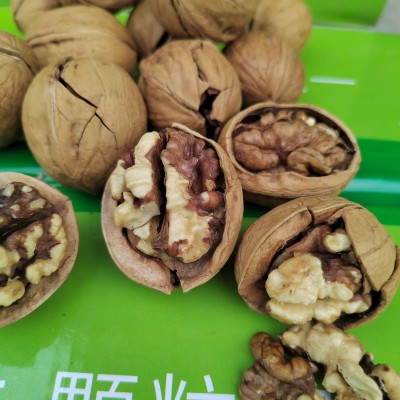 手剥烤核桃批发33核桃 5斤装10斤箱草本味熟核桃坚果干果大货供应图2