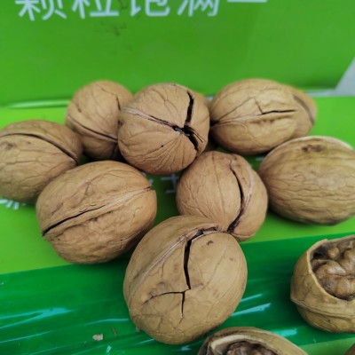 手剥烤核桃批发33核桃 5斤装10斤箱草本味熟核桃坚果干果大货供应图3