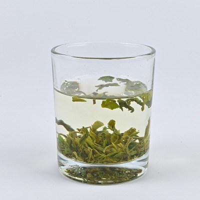 绿茶青岛特产万里江125克装崂山绿茶罐装过节送礼耐泡崂 山绿茶图4